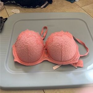Victoria's Secret Lace Bra in Light Pink